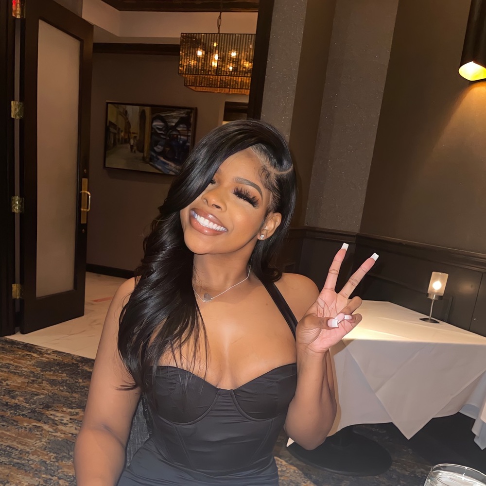 Meet your Posher, Nyah